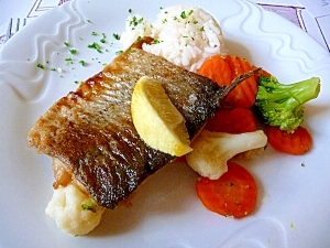 皮がカリ 白身魚のレモンバター焼き レシピ 作り方 By Mina 楽天レシピ