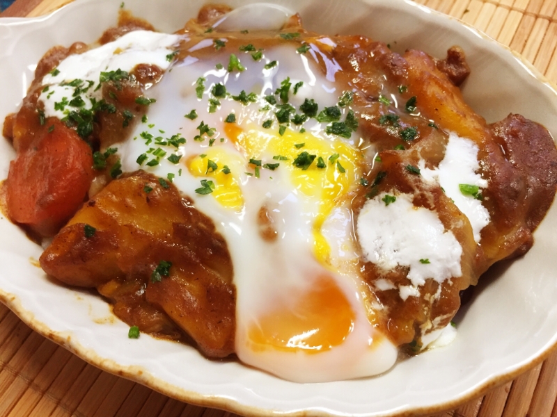 リメイク！卵&ヨーグルトのせ焼きカレー