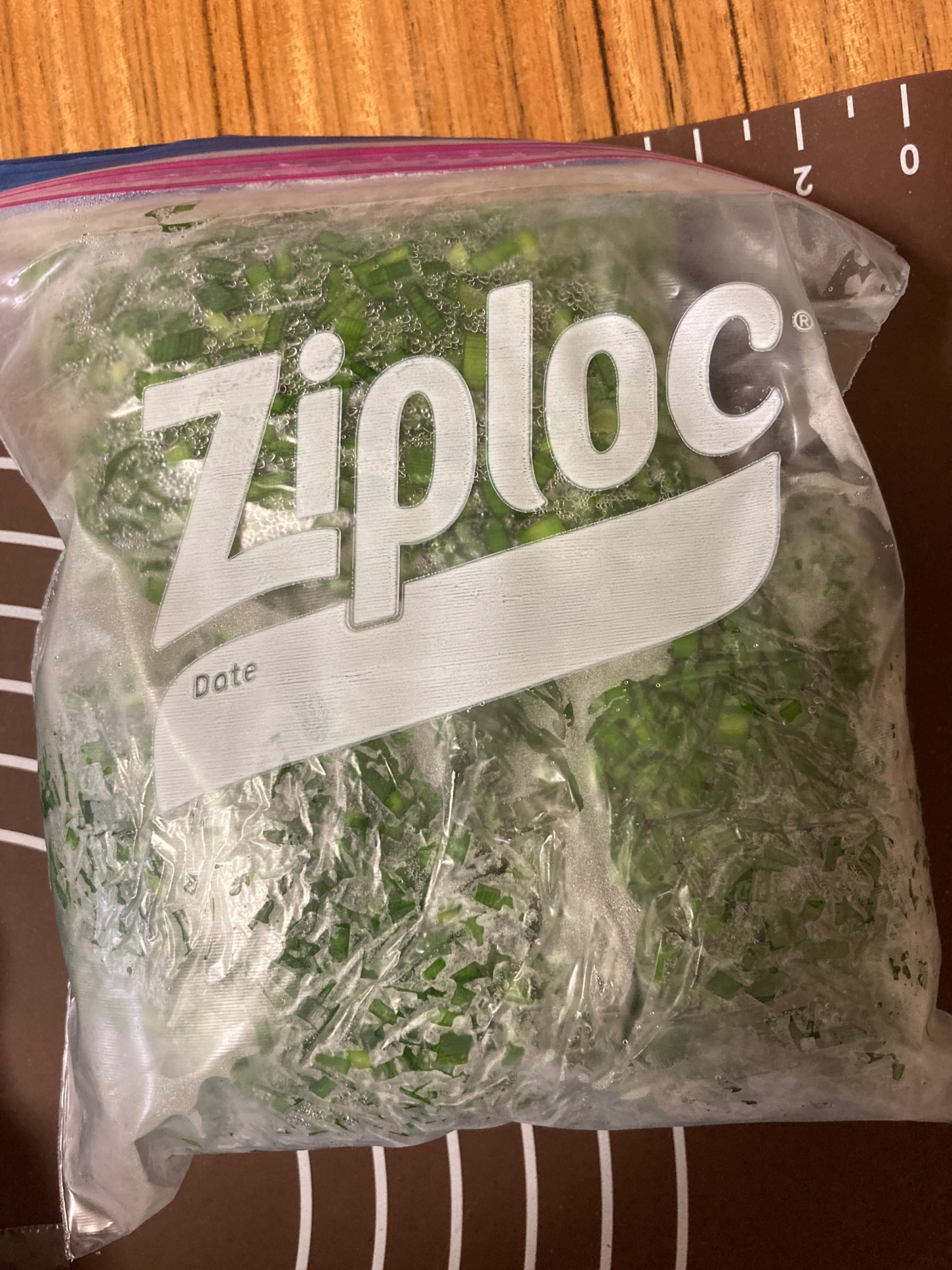 うちの下ごしらえ みじん切りのニラの冷凍保存 レシピ 作り方 By おいしんぼ 楽天レシピ うちの下ごしらえ みじん切りのニラの冷凍保存 レシピ 作り方 By おいしんぼ 楽天レシピ