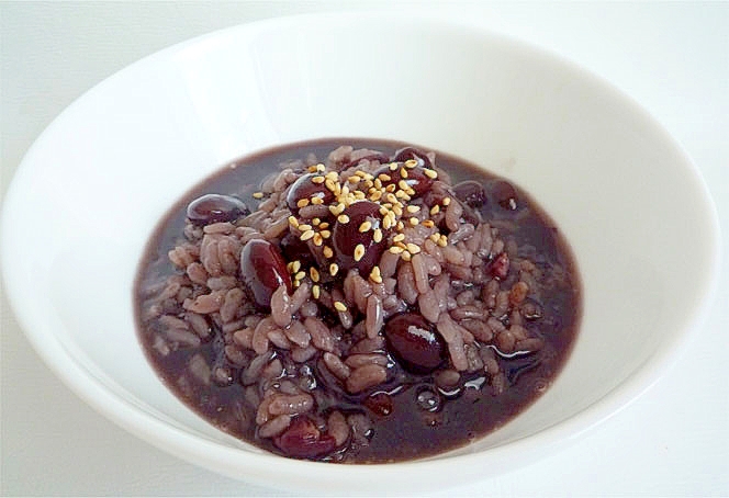 アントシアニンたっぷり煮汁を使った黒豆粥