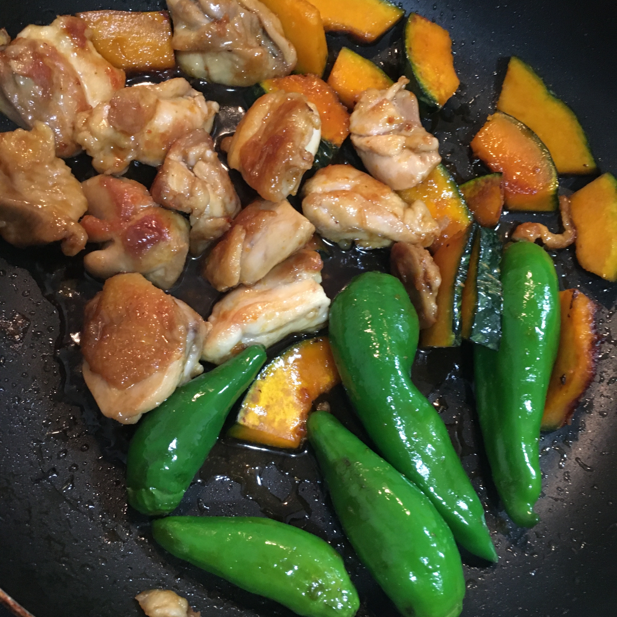 鶏肉と野菜の甘辛炒め