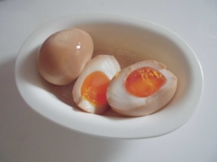 煮卵大好き❤
作り置き出来るので、朝ごはんの時にも良いですよね♪
美味しかったです(*^.^*)