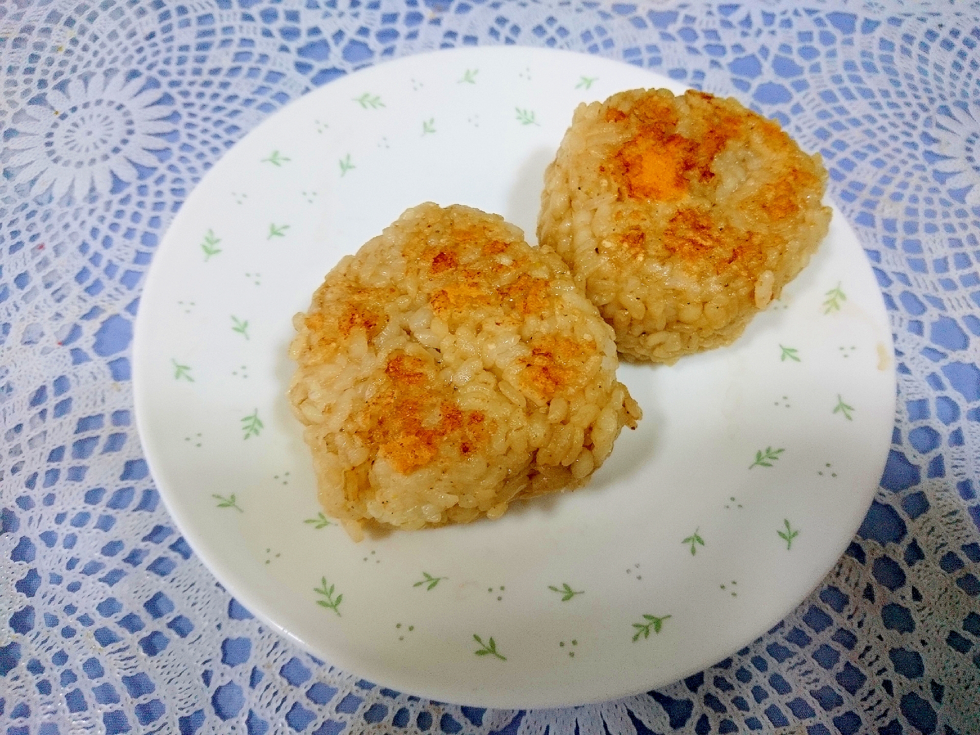 チーズと鰹節の焼おにぎり☆フライパン