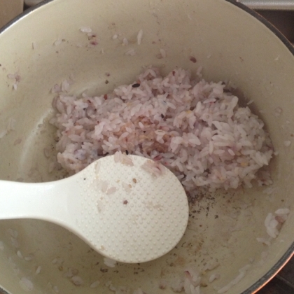 鍋でご飯（省エネですし、おいしいんです！）