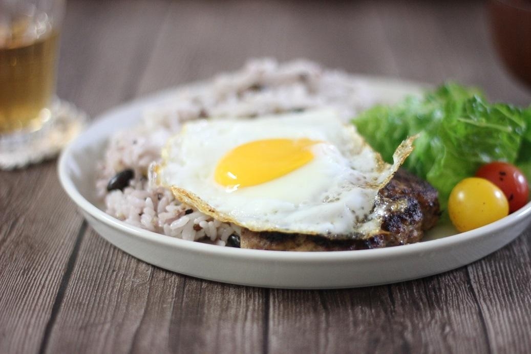 シャキシャキ蓮根ハンバーグで作るロコモコ丼