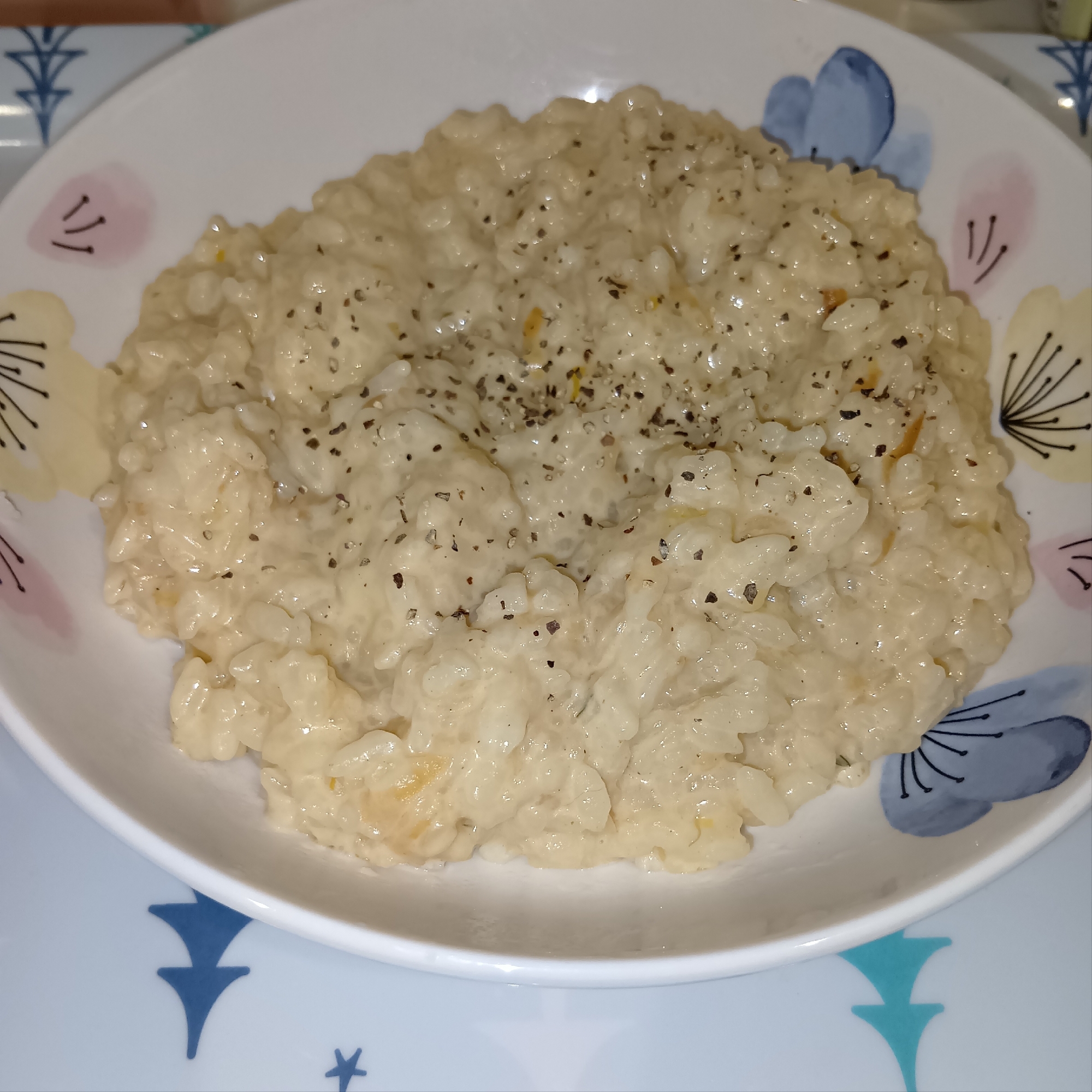 冷やご飯消費に！！超絶簡単☆チーズリゾット