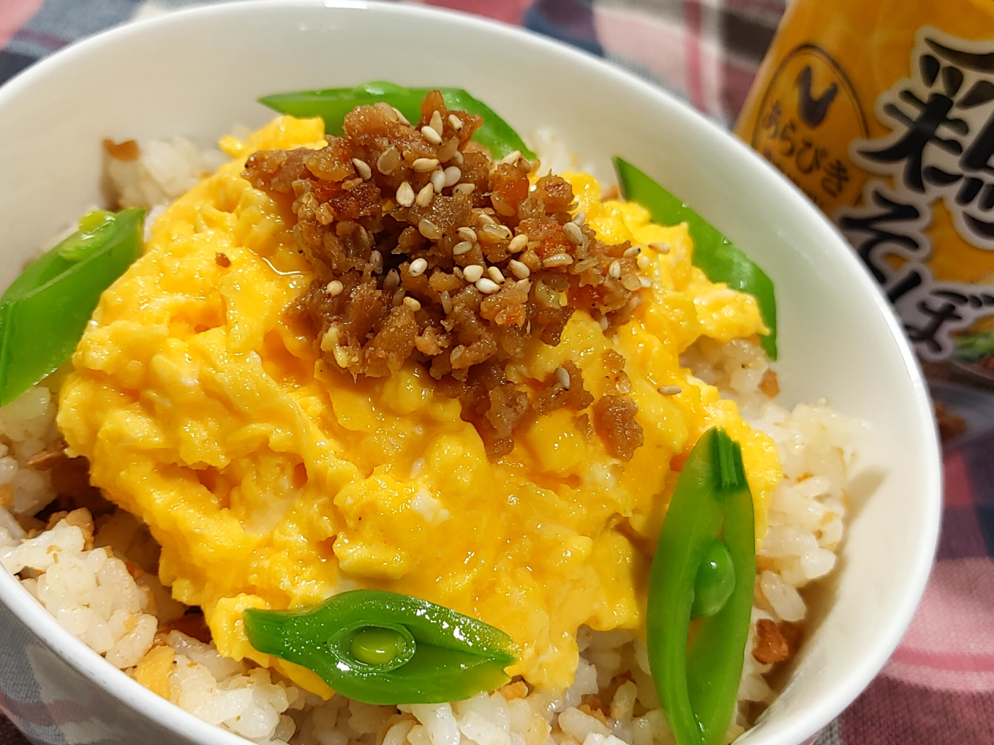 業務スーパーの鶏そぼろDe〜親子そぼろ丼