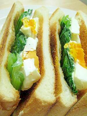 小松菜とたまごのトーストサンド