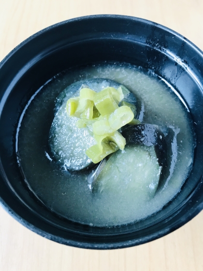 ひと手間で簡単！夏野菜の”なすのお味噌汁”