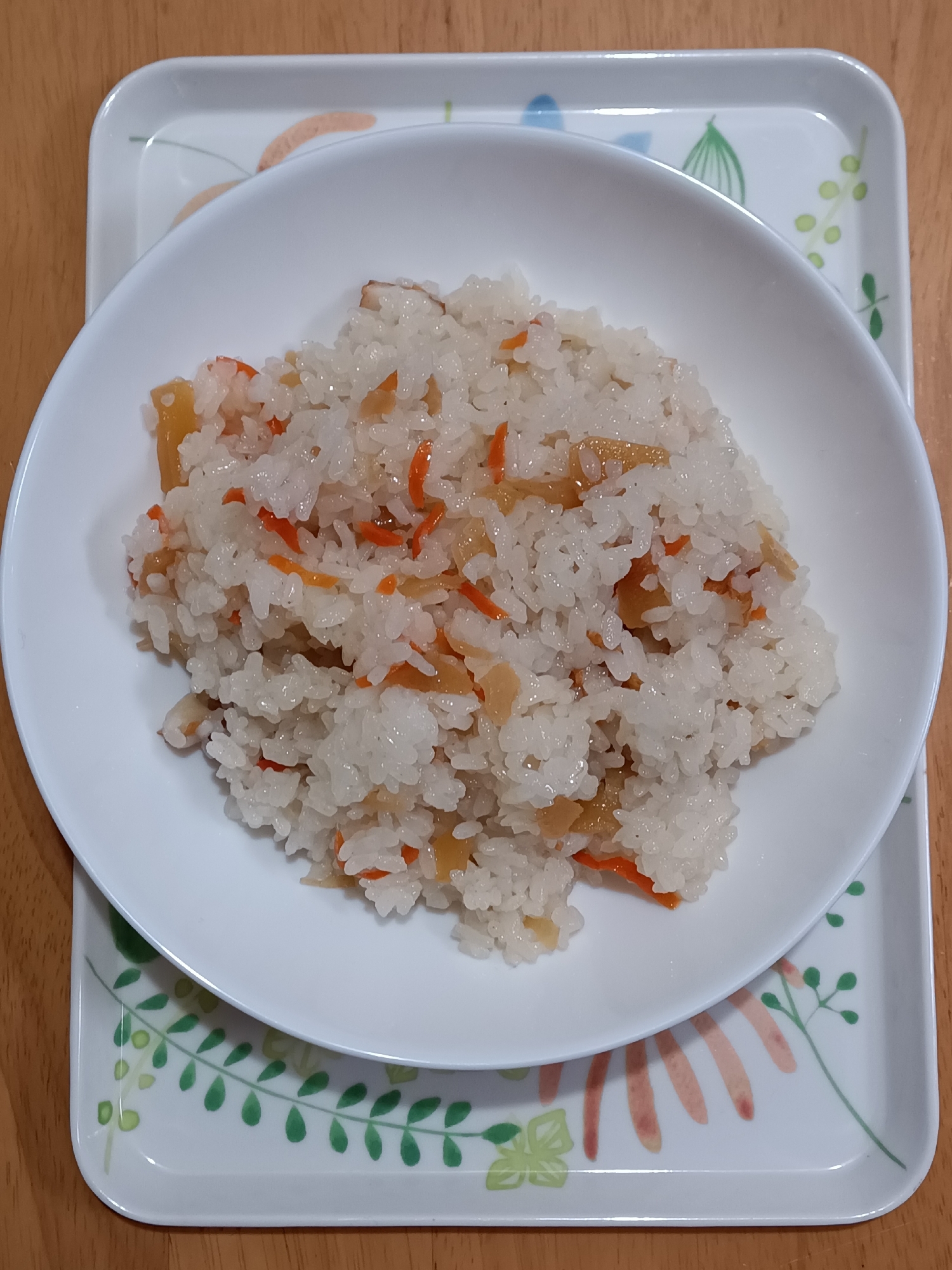 ちくわで具材をかさ増し！寿司桶いらずのちらし寿司★