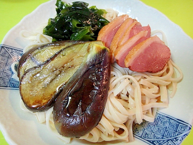 合鴨と焼き茄子の冷やしうどん