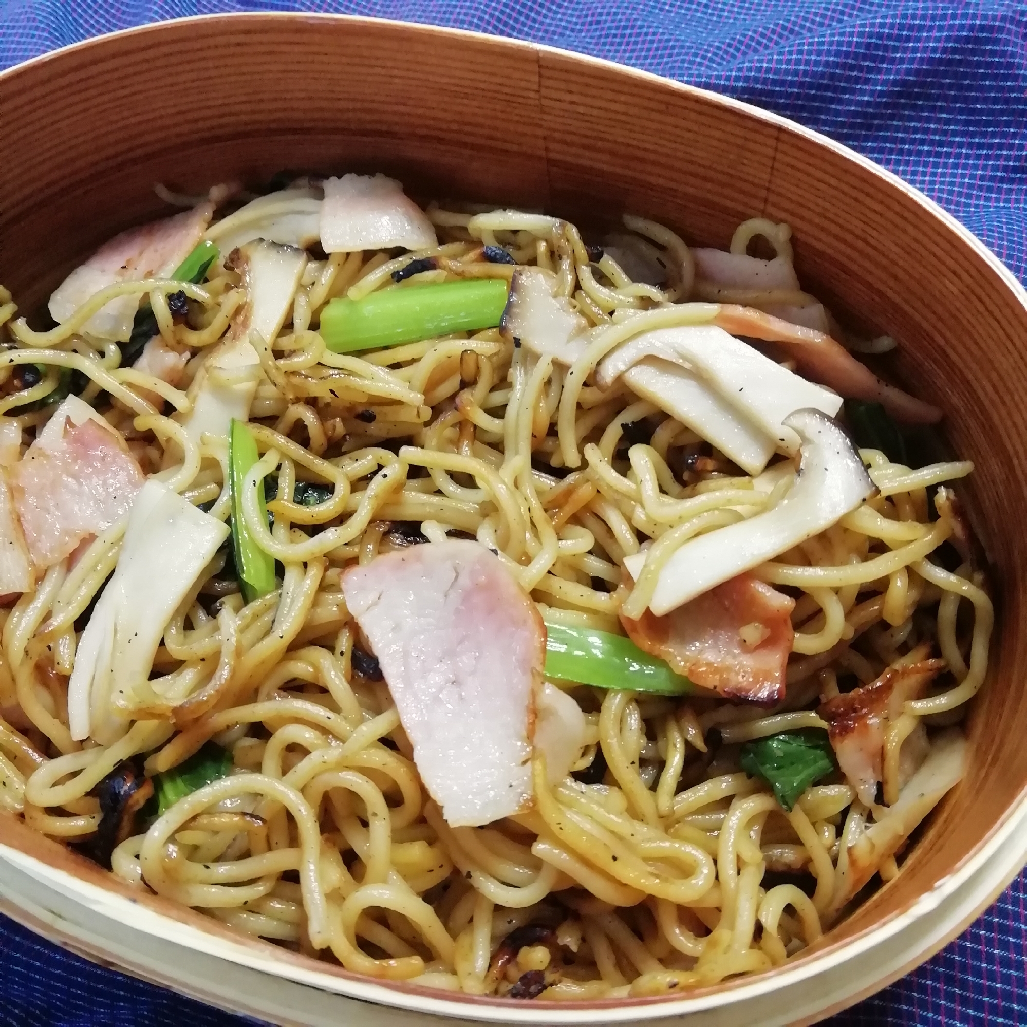 かた焼きそば風弁当