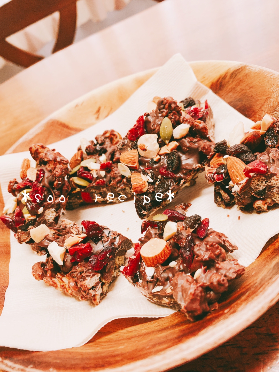 バレンタインに フルーツグラノーラで簡単クランチ レシピ 作り方 By Soorecipe 楽天レシピ バレンタインに フルーツグラノーラで簡単クランチ レシピ 作り方 By Soorecipe 楽天レシピ