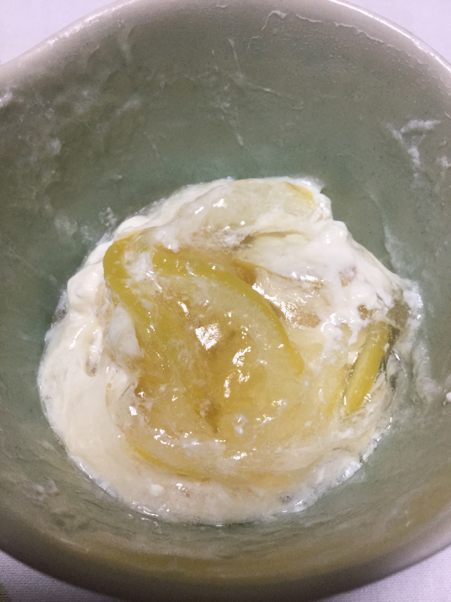 わらび餅の豆乳ヨーグルトレモン風味