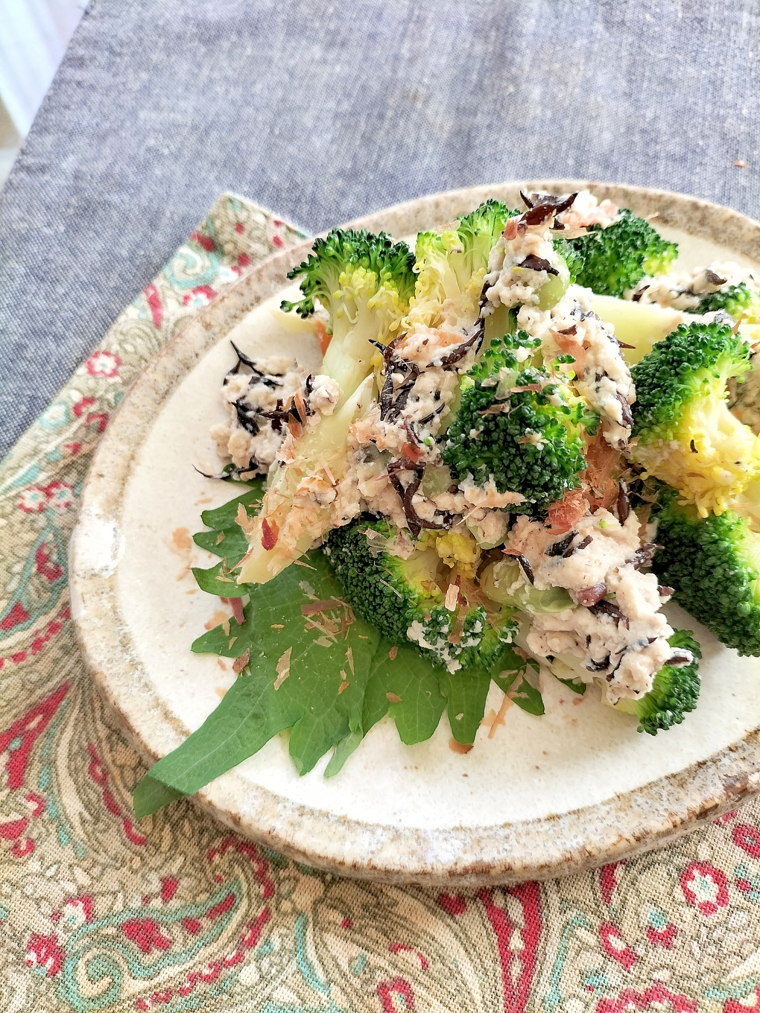 ブロッコリーとしその旨み白和え♪