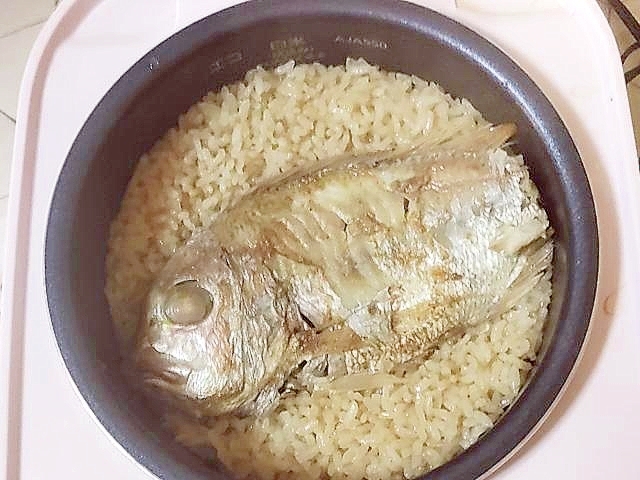 炊飯器で！レンコダイの炊き込みご飯♪