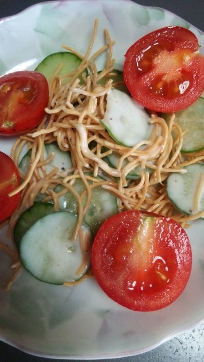 かた焼きそばサラダ