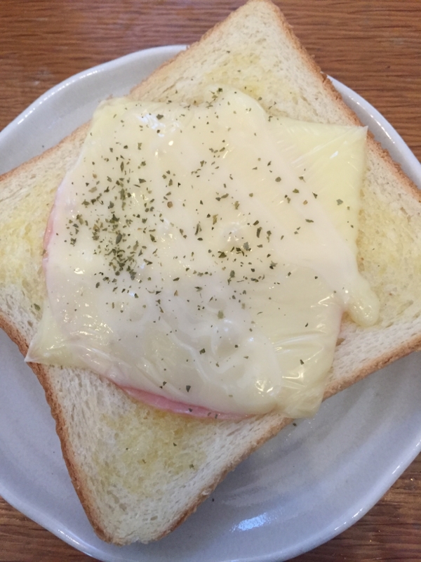 朝食に☆ハムチーズトースト