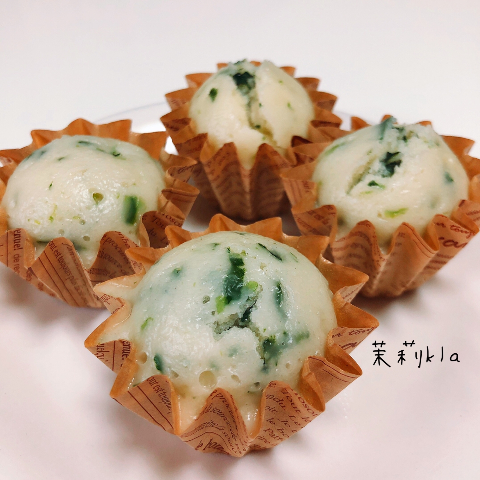 【離乳食 9ヶ月~】卵不使用 ほうれん草蒸しパン