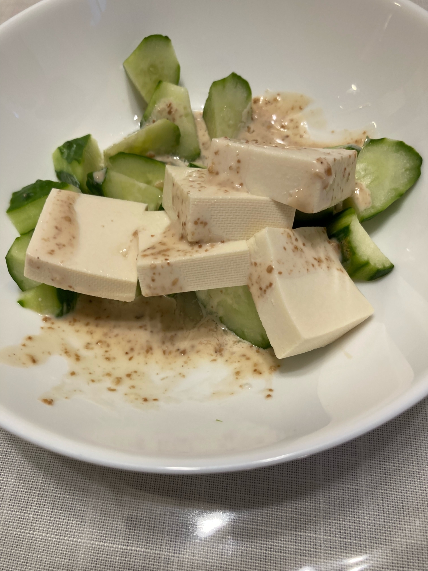 きゅうりと豆腐のサラダ