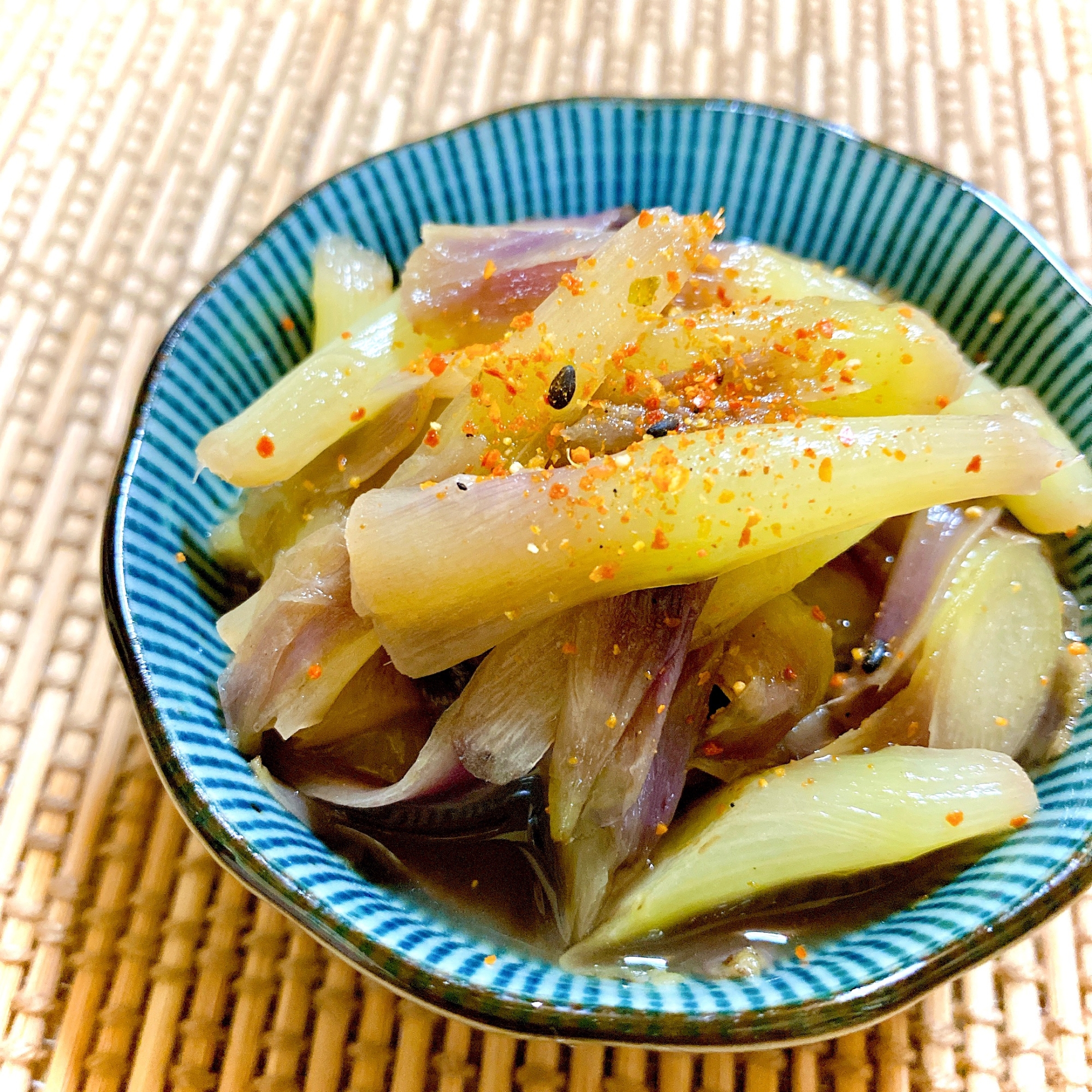 材料はみょうがだけ♪簡単みょうがの焼き浸し