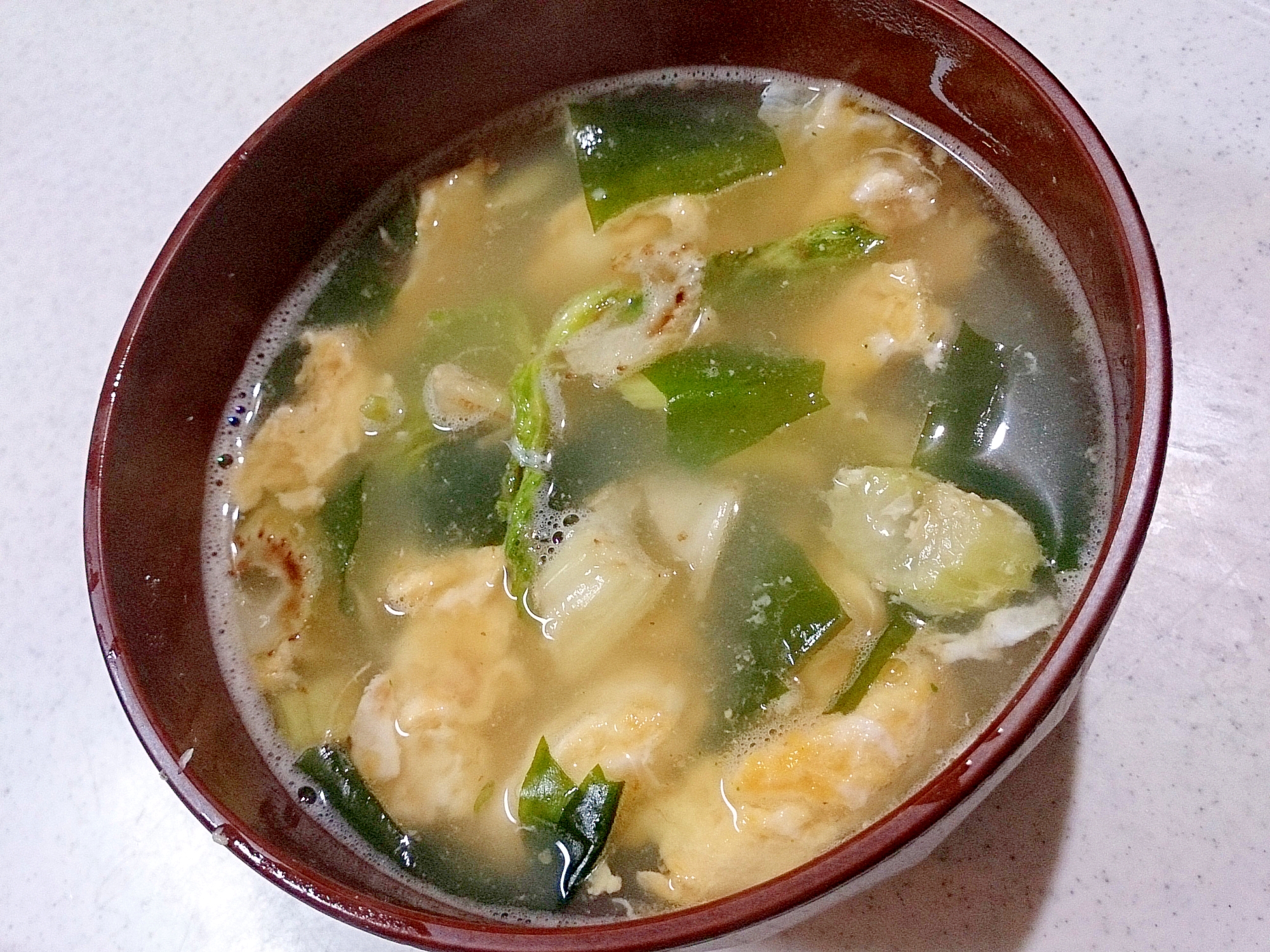 セロリと卵の中華スープ