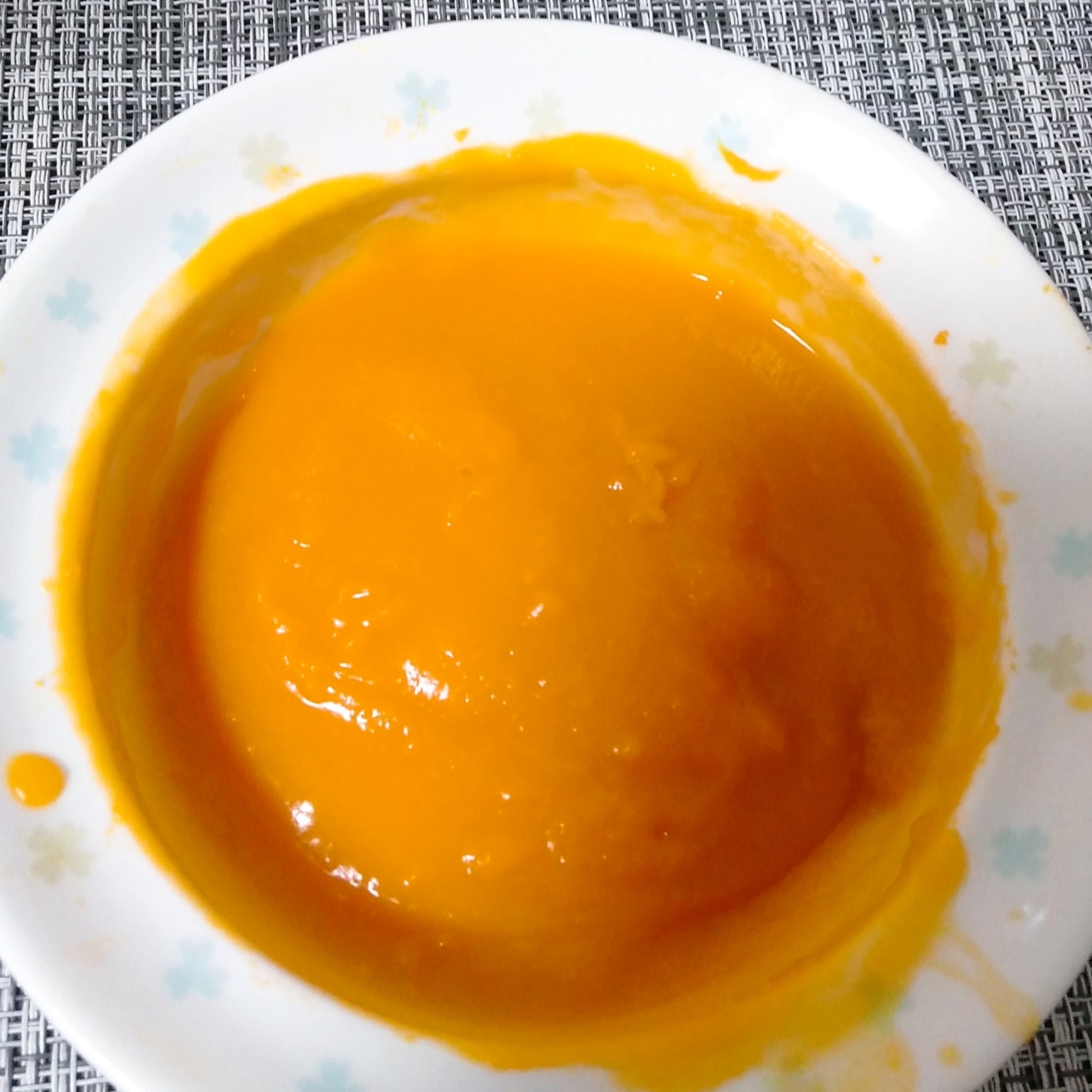 レンジで簡単 時短 離乳食初期 かぼちゃのペースト レシピ 作り方 By 家庭料理 Moe 楽天レシピ