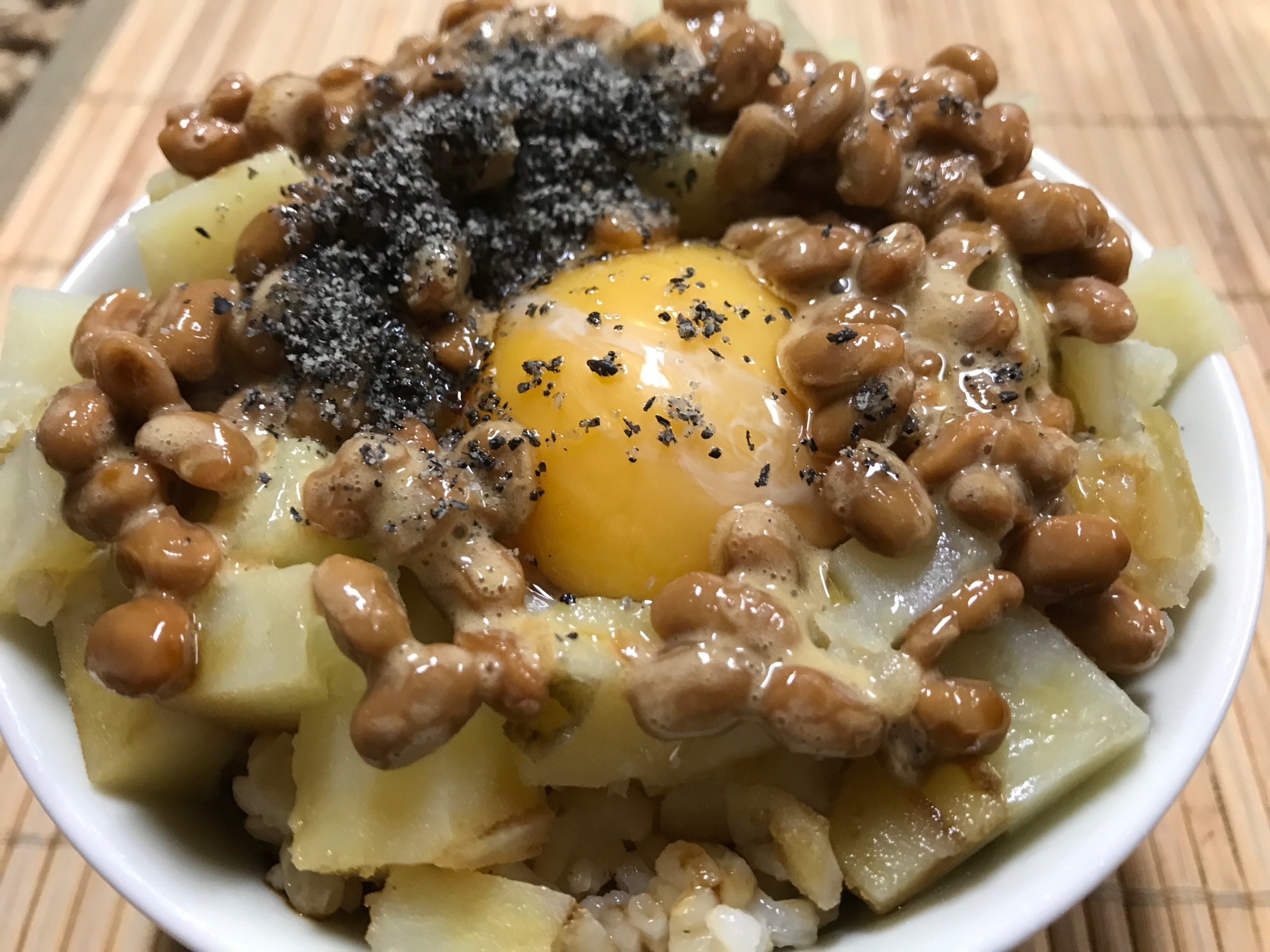 サイコロじゃが納豆のせTKG