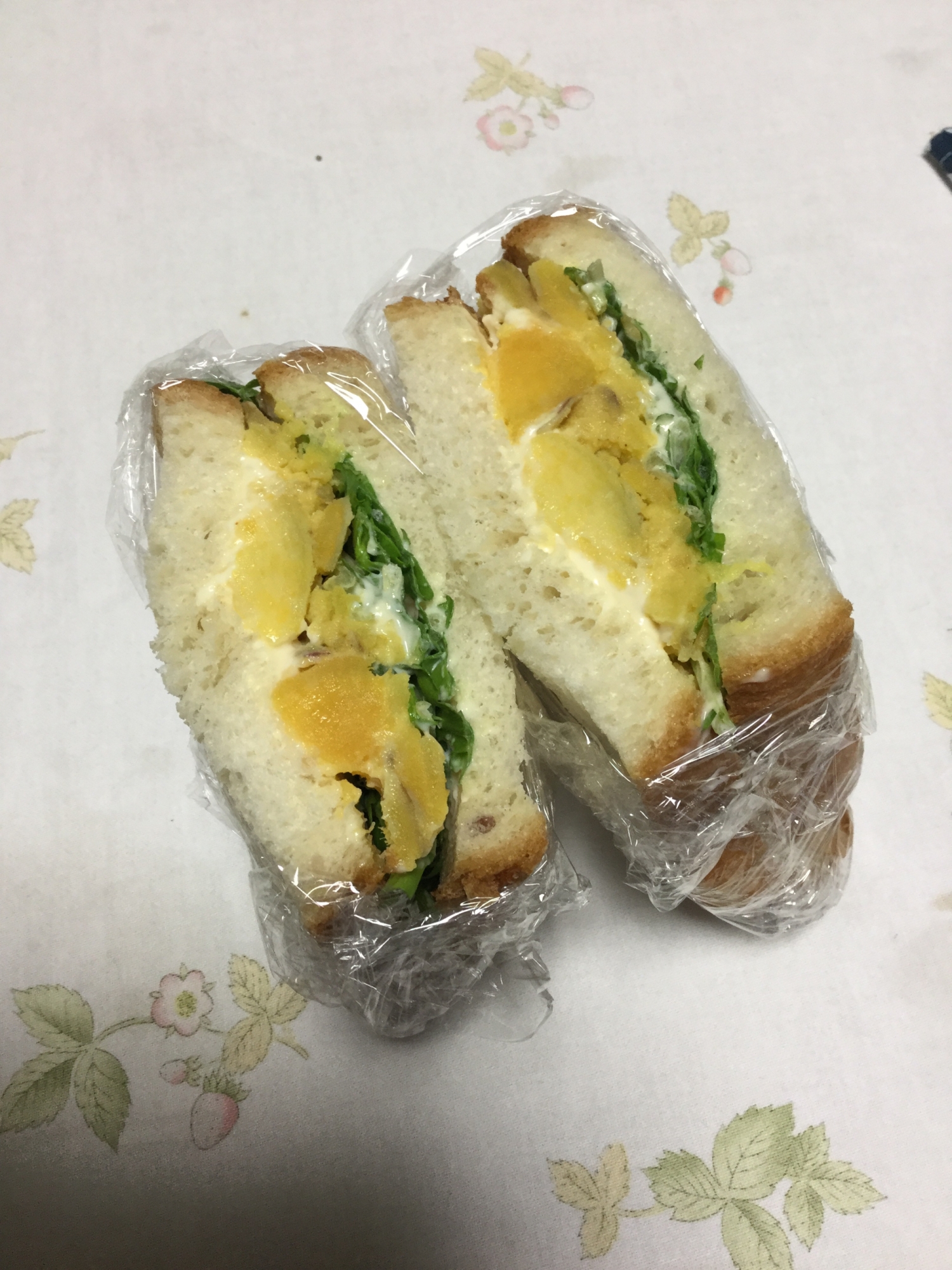 安納芋と水菜のシンプルサンドイッチ