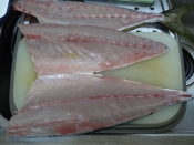 天然ヒラマサを 三枚下し お刺身 レシピ 作り方 By Startrek 楽天レシピ 天然ヒラマサを 三枚下し お刺身 レシピ 作り方 By Startrek 楽天レシピ