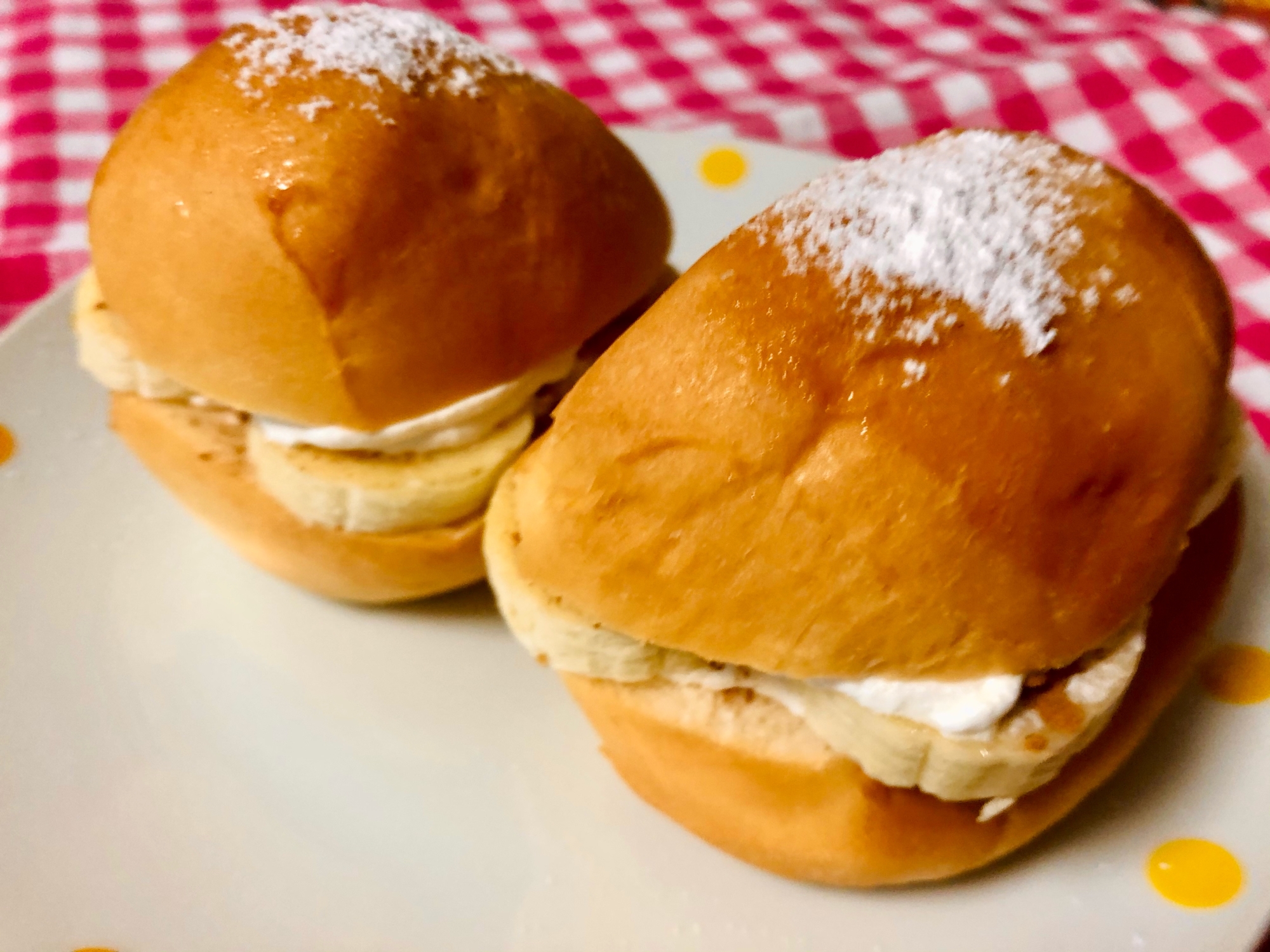 ディナーロールで簡単 バナナサンド レシピ 作り方 By Chapio 楽天レシピ