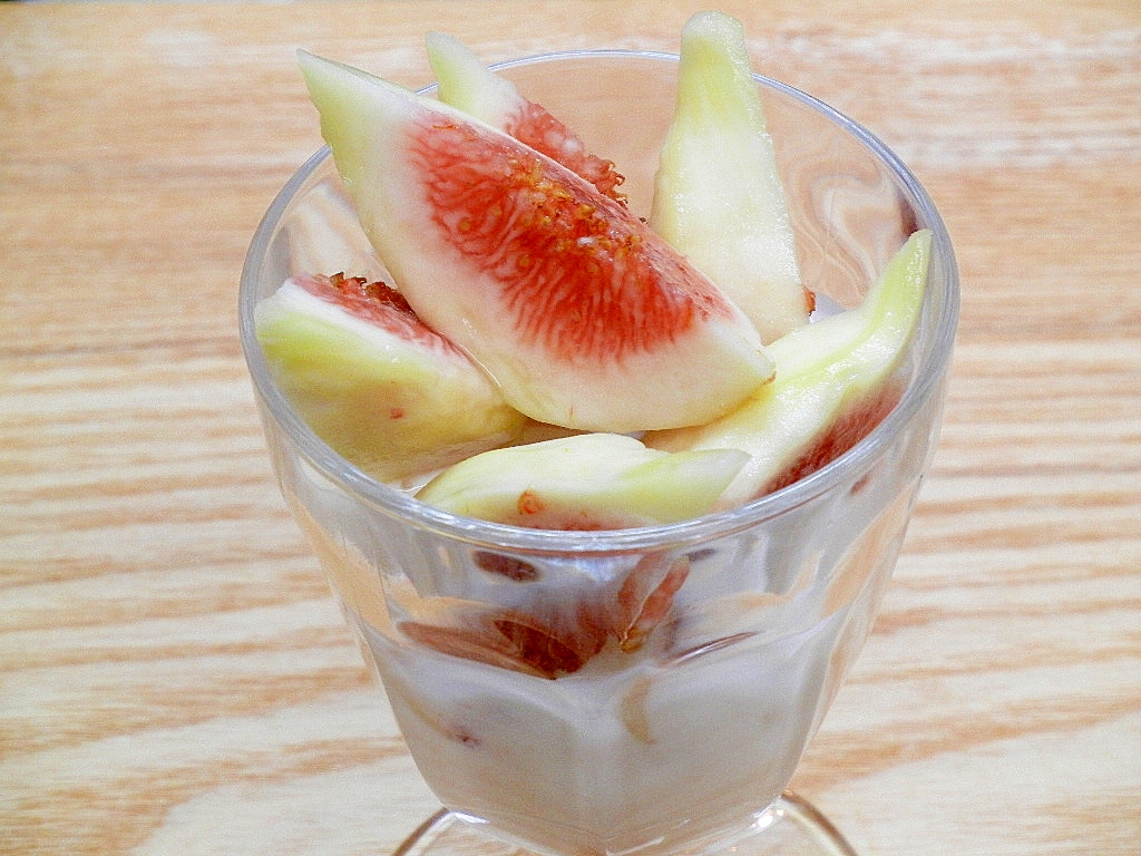 イチジクと梨のヨーグルトパフェ レシピ 作り方 By Kon9093 楽天レシピ