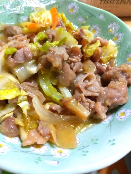 甘辛くすき煮な野菜と豚肉美味しくてごはん進みました！