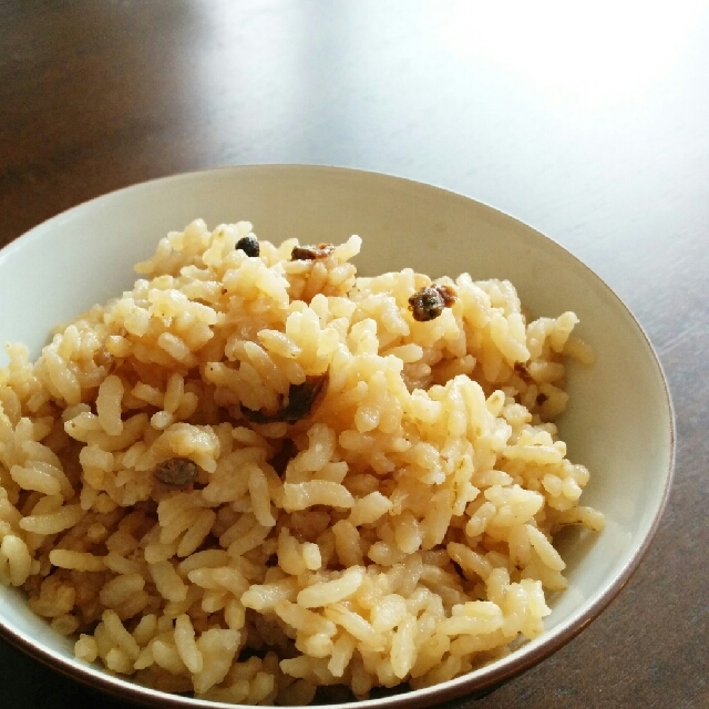 佃煮で旨味たっぷり炊き込みごはん