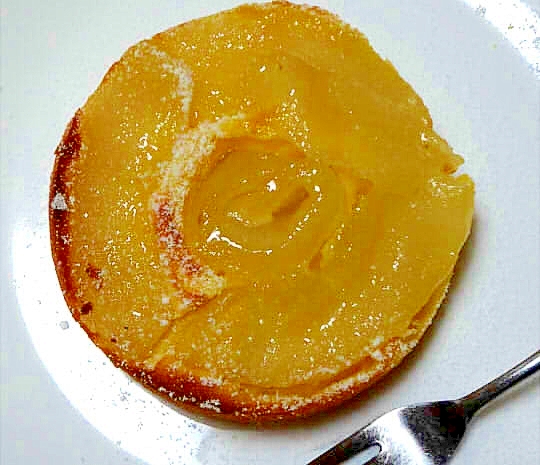 ココット型で作る洋梨のアーモンドケーキ