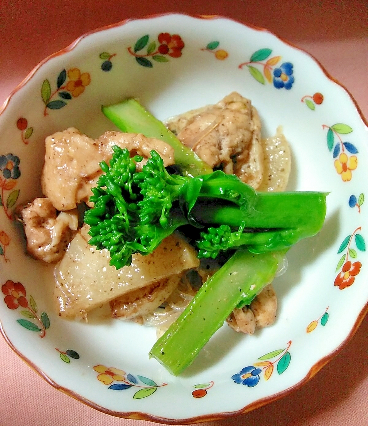 鶏肩肉と大根の蒸し焼き～ニンニクとバルサミコ酢で