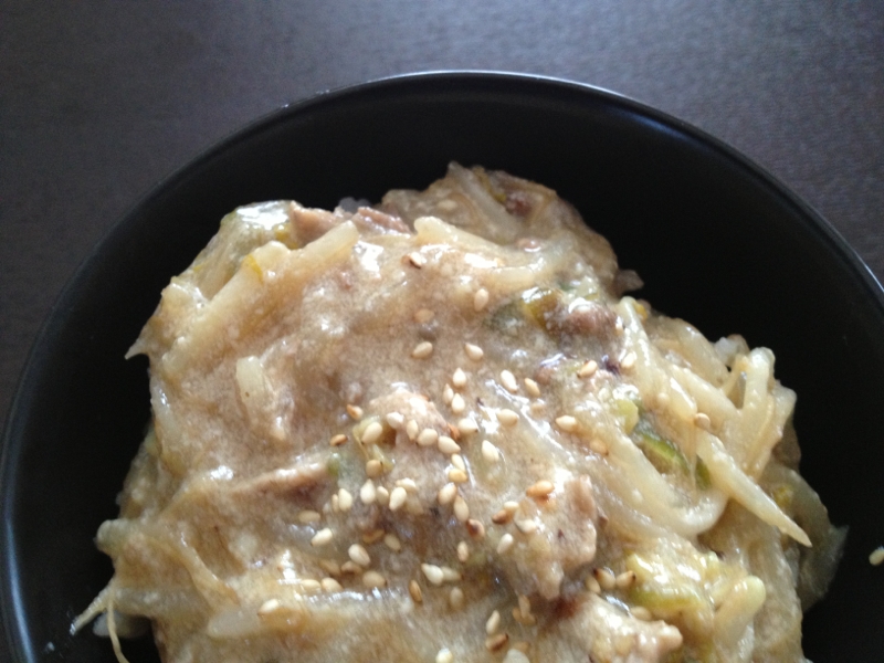 中華風豆腐もやし丼