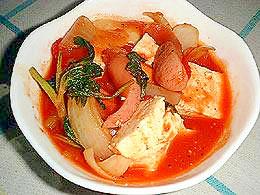 減塩の豆腐とトマトのピリ辛スープ