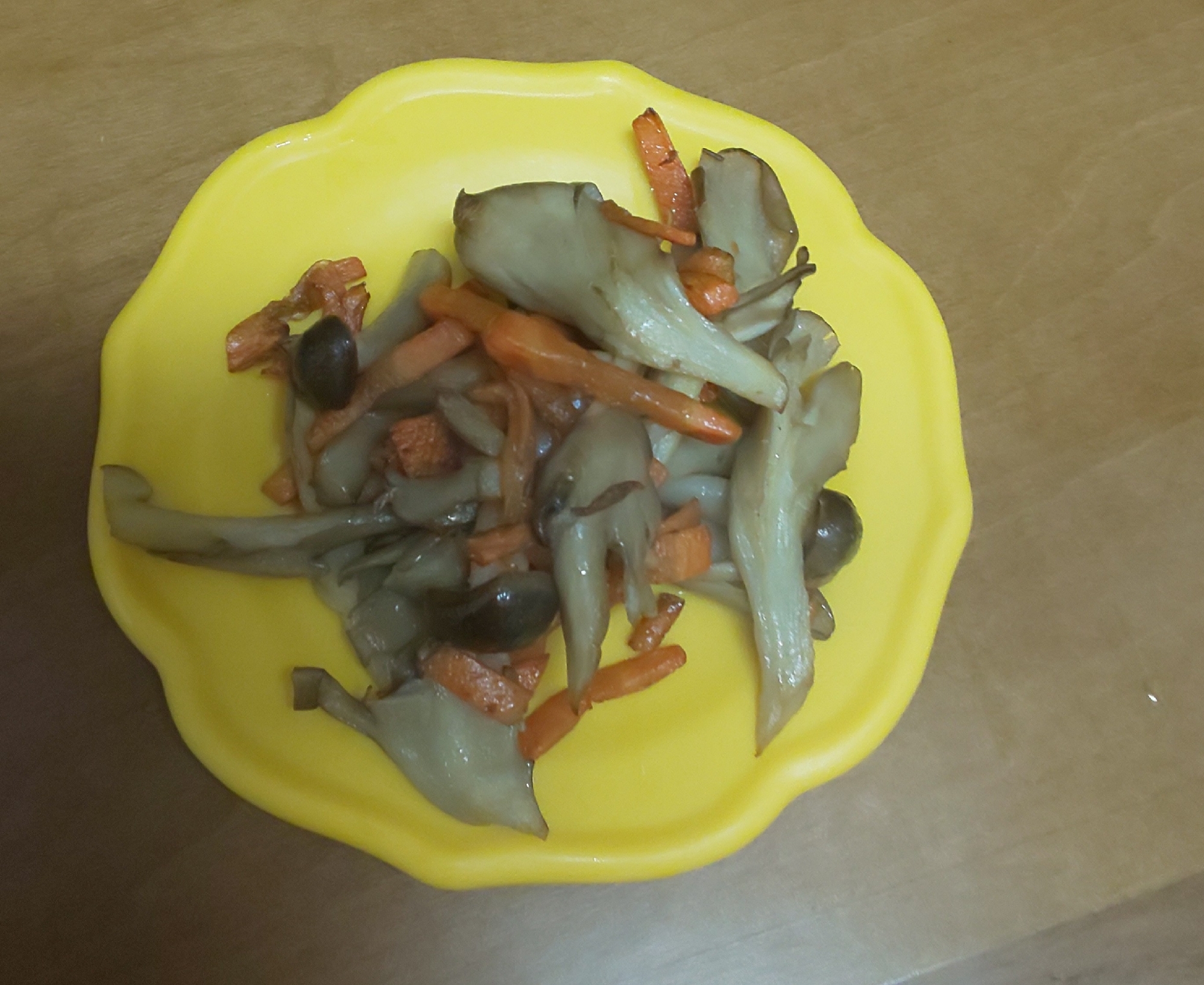 きのことにんじん炒め