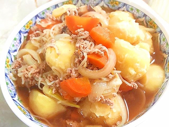 シンプルな甘辛味で!ひき肉の肉じゃが風♪