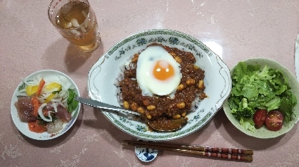 普段から常備している食材で簡単に作れました。おしゃれなレパートリーに仲間入り、リピート確実です。