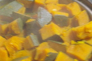 定番なかぼちゃの蒸し煮