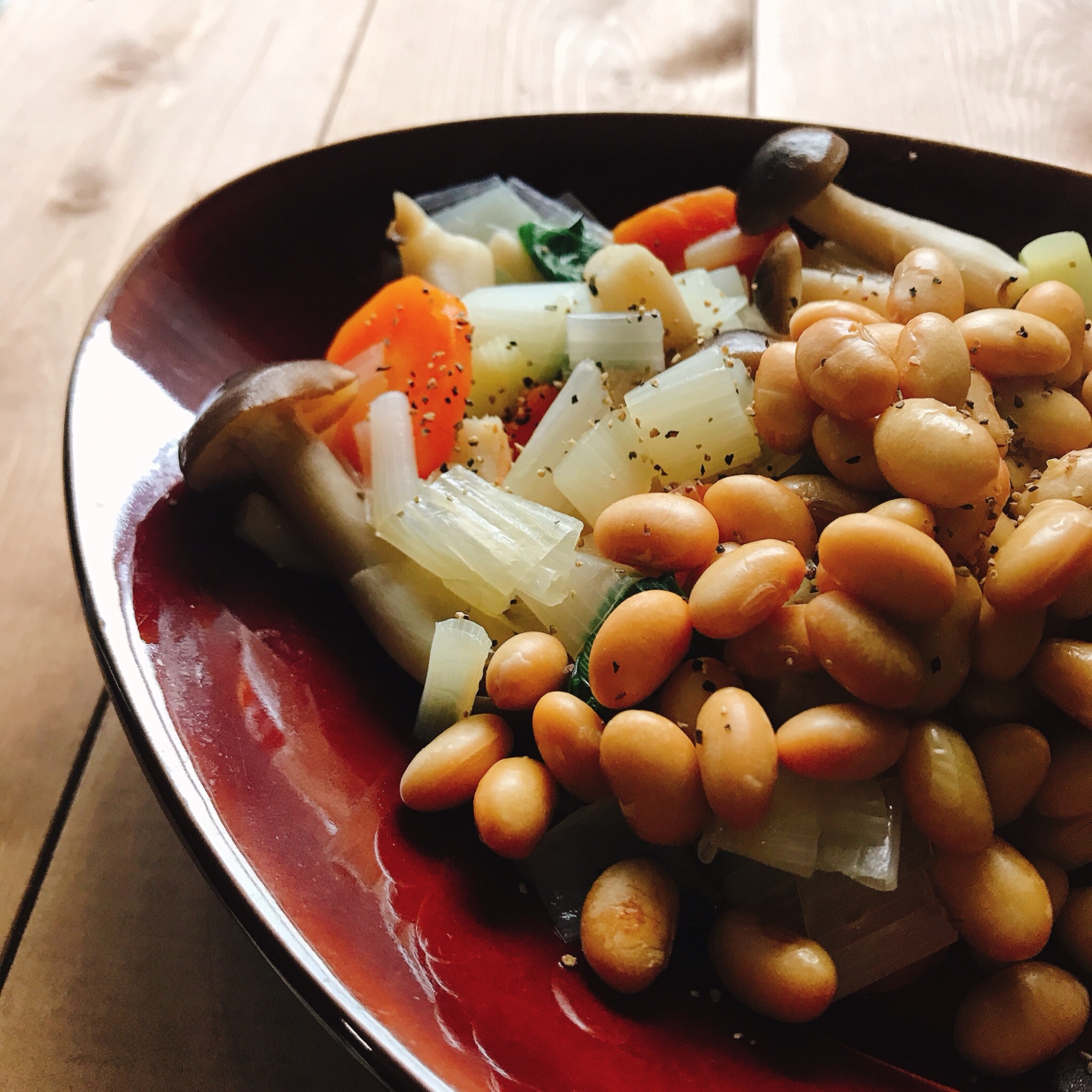 きのこと大豆のホットサラダ