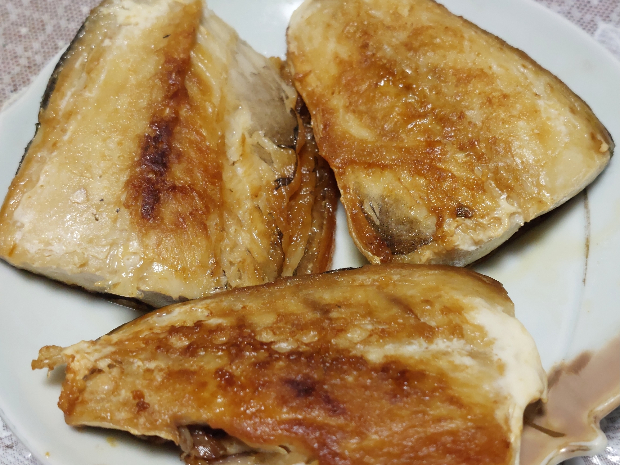 ごま油で鯖の塩焼き