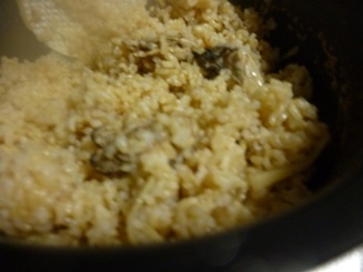 玄米でハリハリ生姜の牡蠣ご飯