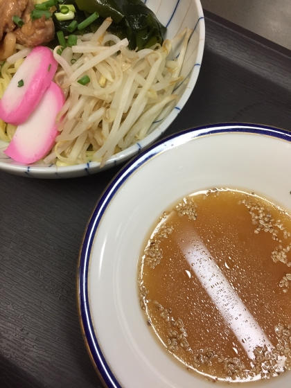 暑くなってきたので麺でつるっといただきました。おうちにあるもので作れて助かります。とても美味しかったです。レシピありがとうございました(*´∇｀*)