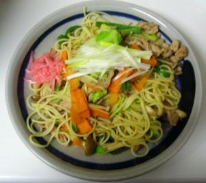 しょっつる焼きそば風パスタ試作品