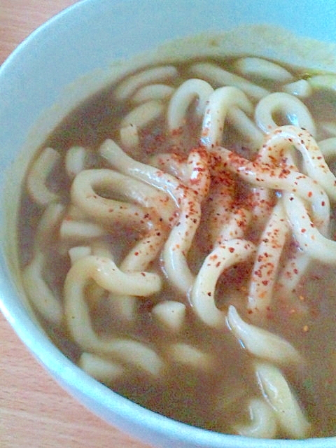 ずぼら飯！レトルトカレーと冷凍うどんでカレーうどん