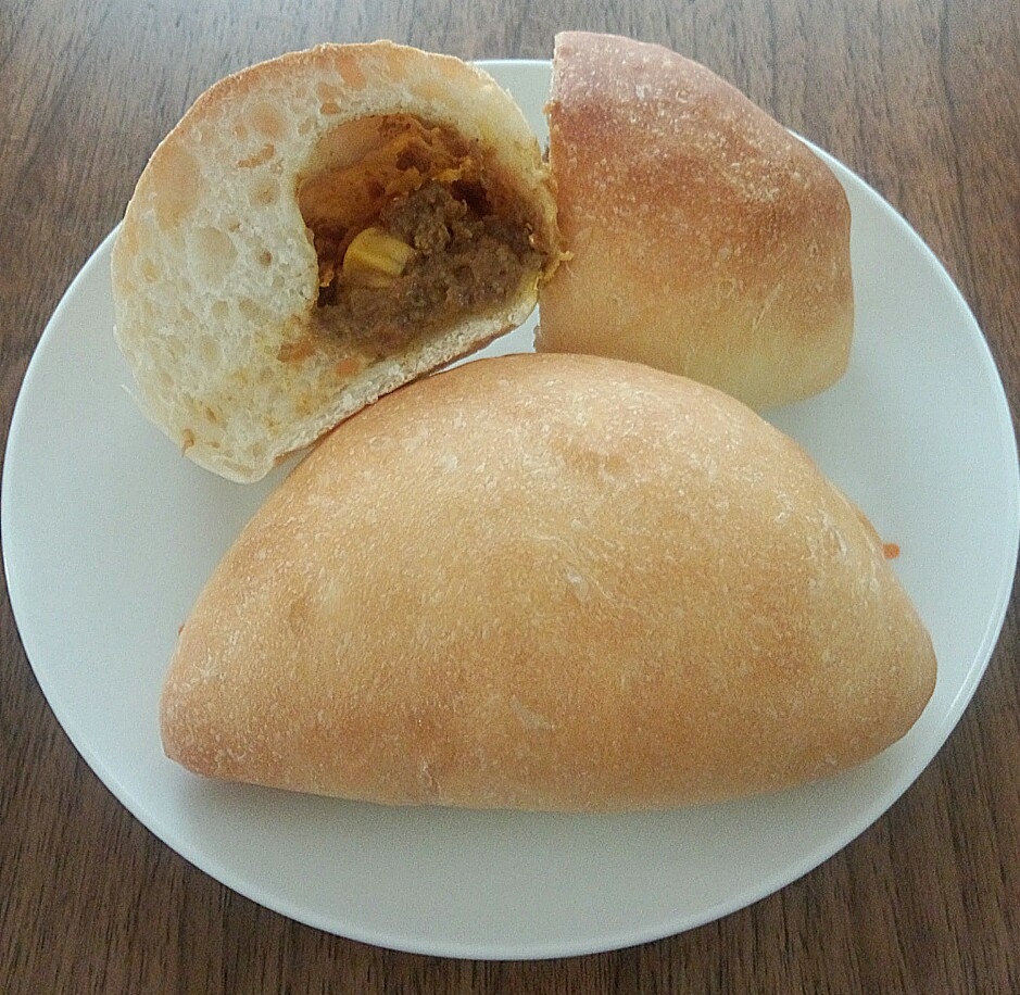 揚げないカレーパン