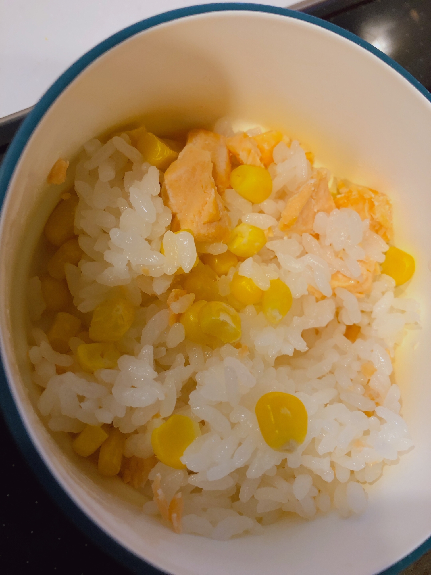 離乳食完了期・幼児食〜鮭とコーンのご飯〜